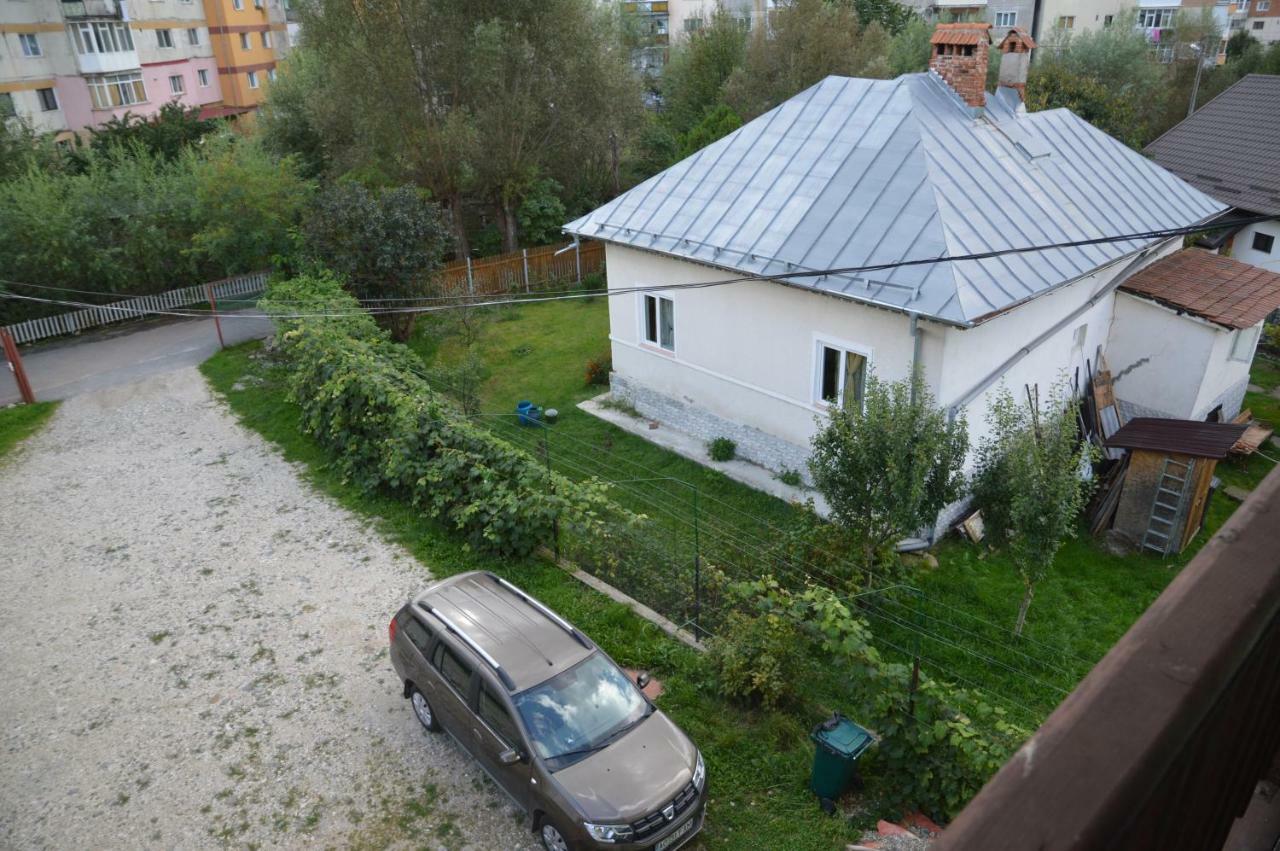 Baza Sportiva Adelina Hotell Cîmpulung Exteriör bild