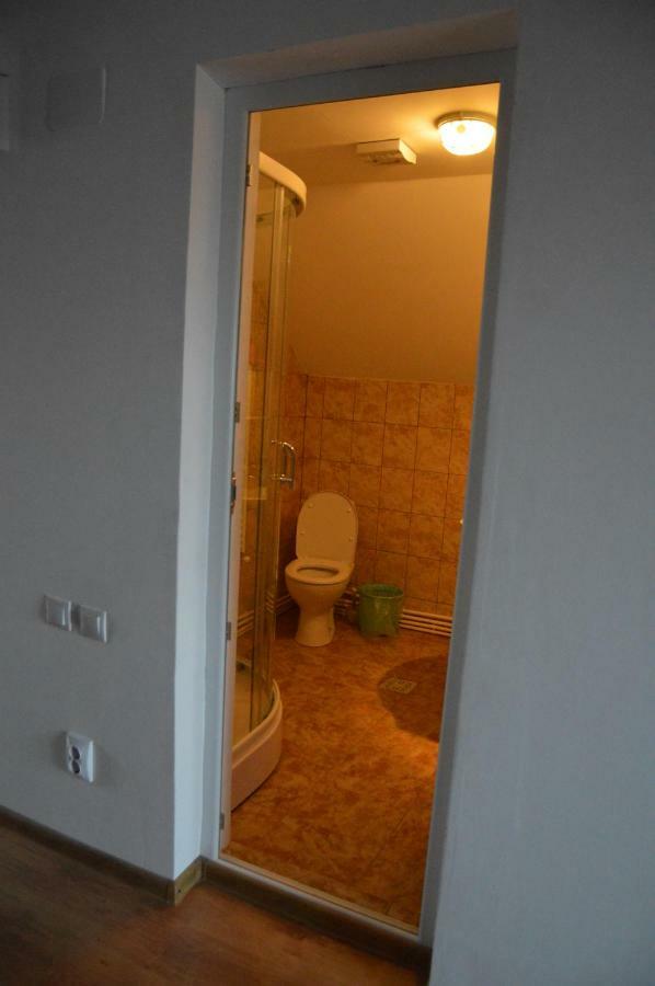 Baza Sportiva Adelina Hotell Cîmpulung Exteriör bild